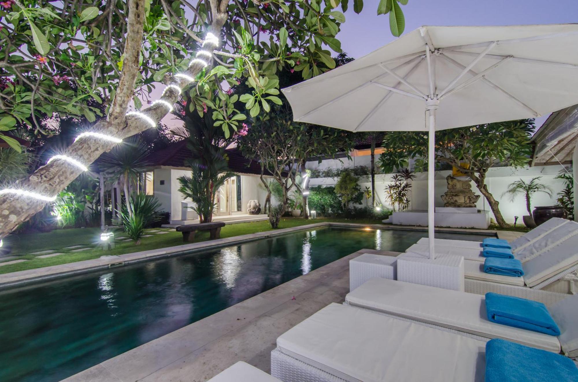 Luxurious&spacious 4br In Villa Seminyak (Bali)
