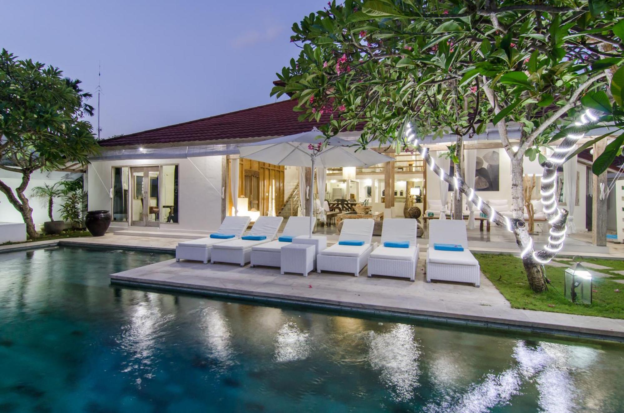 Luxurious&spacious 4br In Villa *